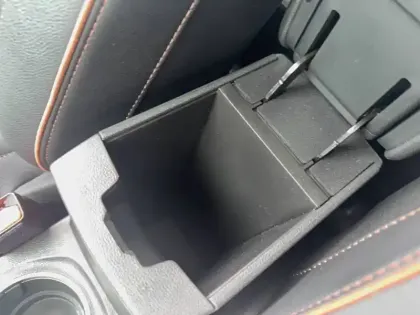 Photo 45 Renault Captur  mild hybrid 160 EDC