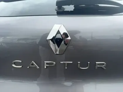 Photo 19 Renault Captur  mild hybrid 160 EDC