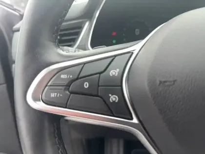 Photo 50 Renault Captur  mild hybrid 160 EDC