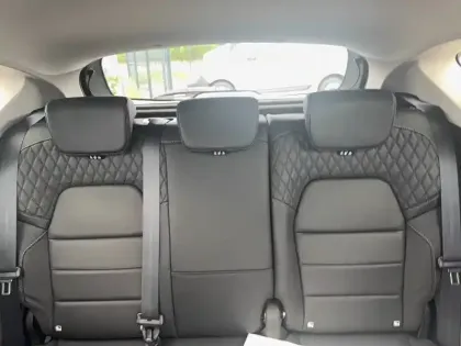 Photo 58 Renault Captur  mild hybrid 160 EDC