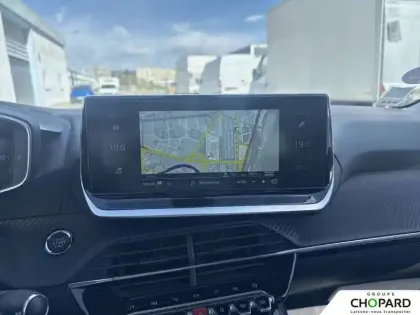 Photo 12 Peugeot 208  PureTech 100 S&S EAT8