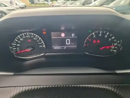 Photo 9 Peugeot 208  PureTech 100 S&S EAT8