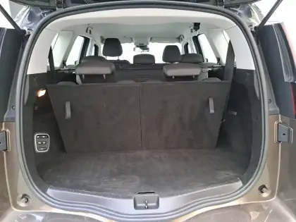 Photo 18 Renault Scenic Grand  dCi 110 Energy