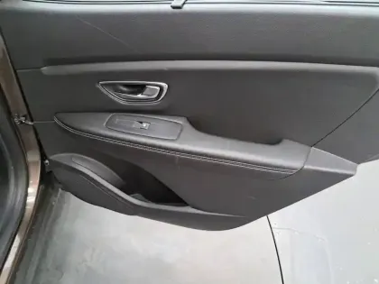 Photo 22 Renault Scenic Grand  dCi 110 Energy