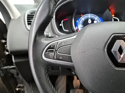 Photo 32 Renault Scenic Grand  dCi 110 Energy