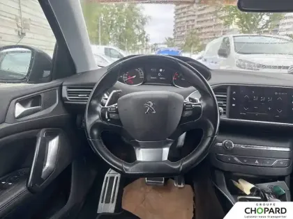 Photo 16 Peugeot 308  BlueHDi 130ch S&S EAT8