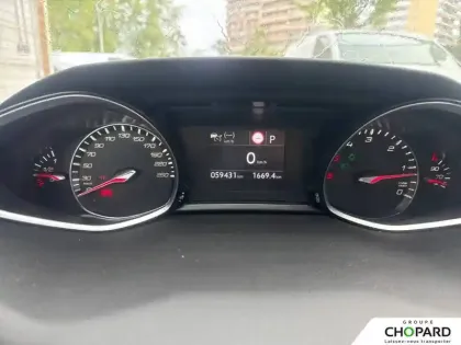 Photo 12 Peugeot 308  BlueHDi 130ch S&S EAT8