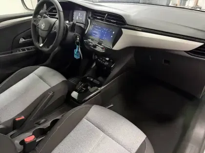 Photo 27 Opel Corsa  1.2 Turbo Hybrid 110 ch Autom