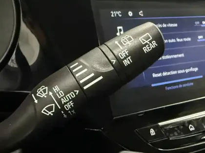 Photo 19 Opel Corsa  1.2 Turbo Hybrid 110 ch Autom