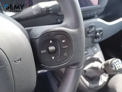 Photo 11 Fiat Panda  1.0 70 ch Hybride BSG S/S