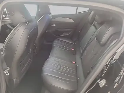 Photo 11 Peugeot 408  PHEV 225 e-EAT8