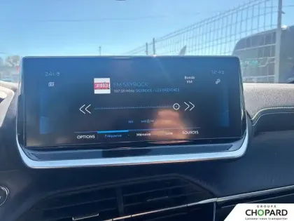 Photo 12 Peugeot 208  PureTech 130 S&S EAT8