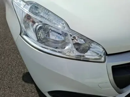 Photo 15 Peugeot 208  PureTech 68ch BVM5