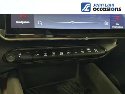 Photo 13 Alfa Romeo Junior  1.2 Ibrida 136 ch eDCT6