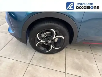 Photo 8 Alfa Romeo Junior  1.2 Ibrida 136 ch eDCT6