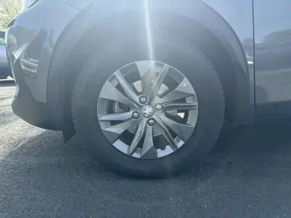 Photo 12 Peugeot 2008  PureTech 130 S&S EAT8