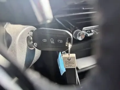 Photo 21 Peugeot 2008  PureTech 130 S&S EAT8