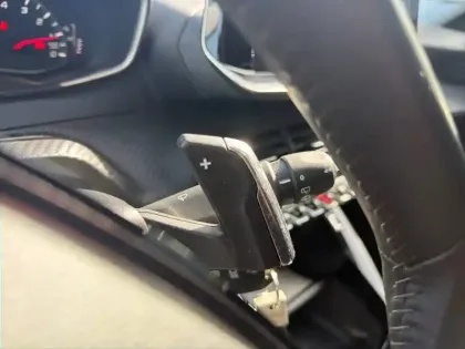 Photo 20 Peugeot 2008  PureTech 130 S&S EAT8