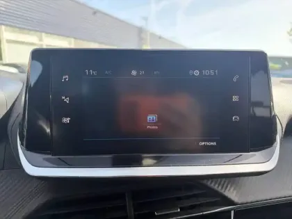 Photo 28 Peugeot 2008  PureTech 130 S&S EAT8