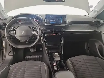 Photo 41 Peugeot 2008  PureTech 130 S&S EAT8