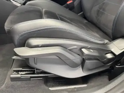 Photo 23 BMW X1  sDrive 18i 136ch DKG7