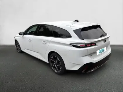 Photo 6 Peugeot 308  SW BlueHDi 130ch S&S EAT8