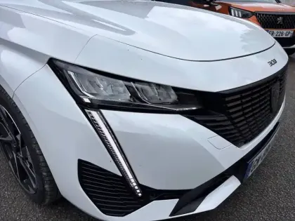 Photo 15 Peugeot 308  SW BlueHDi 130ch S&S EAT8