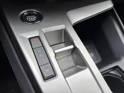 Photo 13 Peugeot 308  SW BlueHDi 130ch S&S EAT8