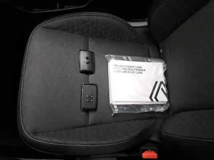 Photo 39 Renault Captur  TCe 90