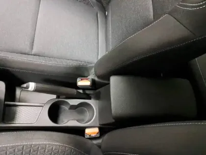 Photo 33 Renault Captur  TCe 90