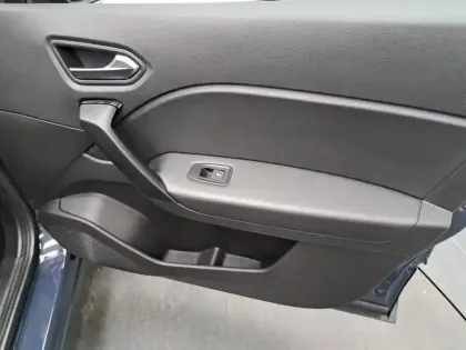 Photo 24 Renault Captur  TCe 90