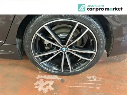 Photo 11 BMW Serie 3 Touring 320d xDrive 190 ch BVA8