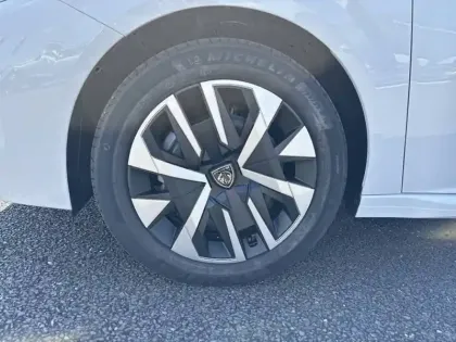 Photo 12 Peugeot 208  100 S&S BVM6