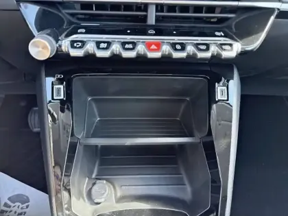 Photo 20 Peugeot 208  100 S&S BVM6