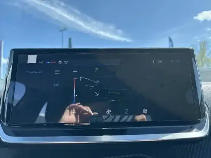 Photo 14 Peugeot 208  100 S&S BVM6