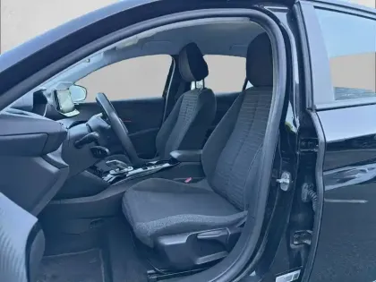 Photo 10 Peugeot 208  Electrique 50 kWh 136ch