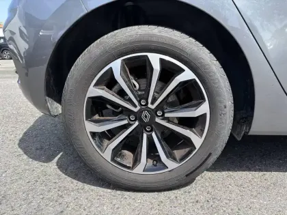 Photo 10 Renault Clio  TCe 90 ch GSR2