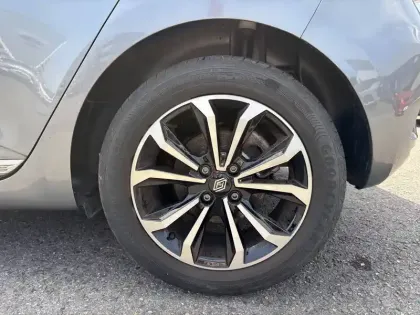 Photo 11 Renault Clio  TCe 90 ch GSR2