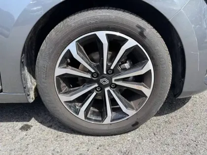 Photo 9 Renault Clio  TCe 90 ch GSR2