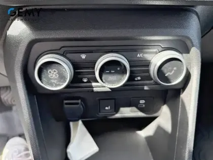 Photo 25 Dacia Sandero  ECO-G 100 GSR2