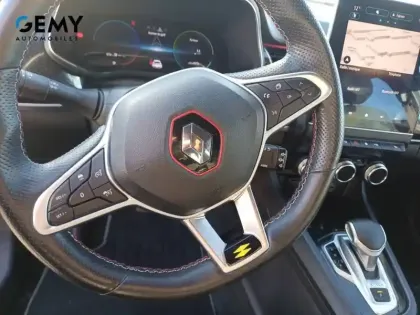 Photo 12 Renault Arkana  E-Tech hybride 145