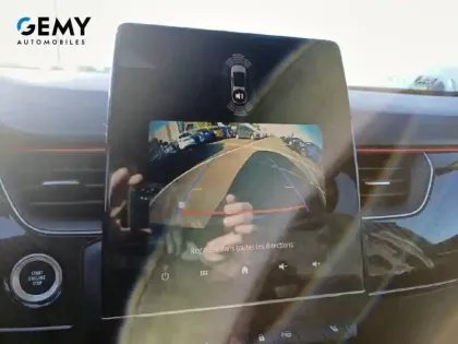 Photo 14 Renault Arkana  E-Tech hybride 145