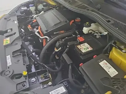 Photo 14 Peugeot 208  Electrique 50 kWh 136ch