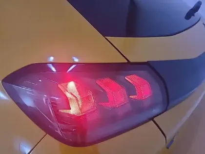 Photo 16 Peugeot 208  Electrique 50 kWh 136ch