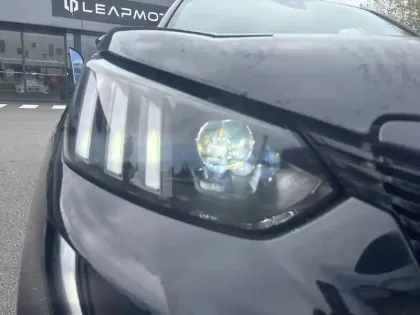 Photo 15 Peugeot 2008  Electrique 136 ch