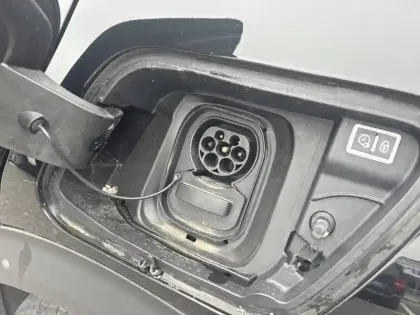 Photo 14 Peugeot 2008  Electrique 136 ch