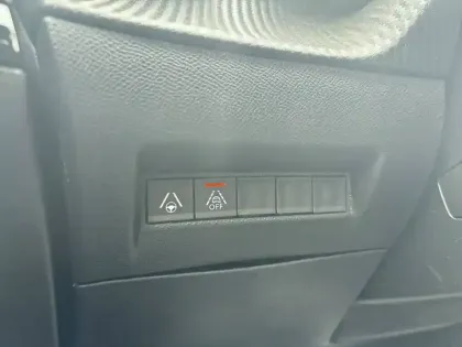 Photo 20 Peugeot 2008  Electrique 136 ch