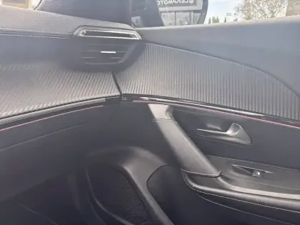 Photo 22 Peugeot 2008  Electrique 136 ch