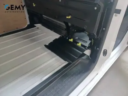 Photo 16 Peugeot Expert  FGN M DIESEL 120 CH MANUELLE