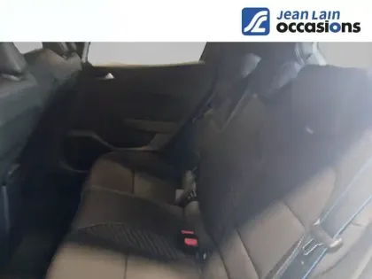 Photo 16 Renault Clio  E-Tech full hybrid 145